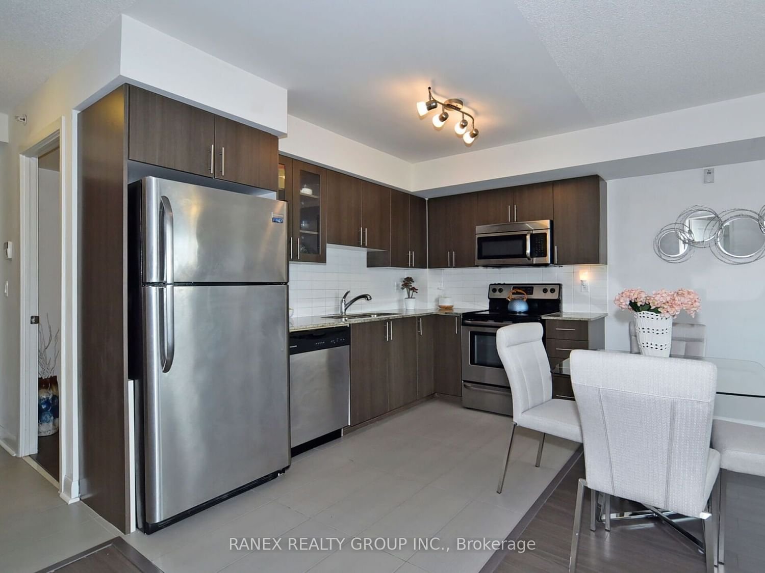 75 Norman Bethune Ave, unit 211 for sale - image #24