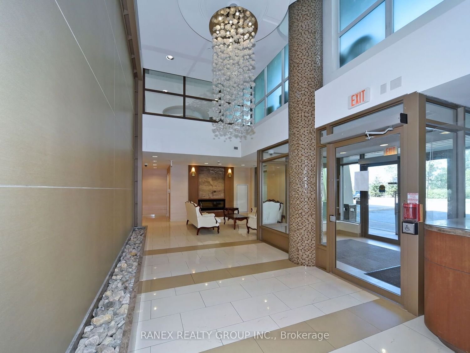 75 Norman Bethune Ave, unit 211 for sale - image #6