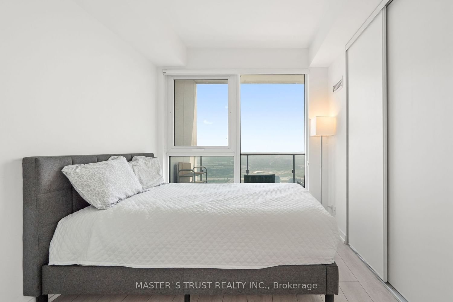 5 Buttermill Ave, unit 6009 for sale - image #6
