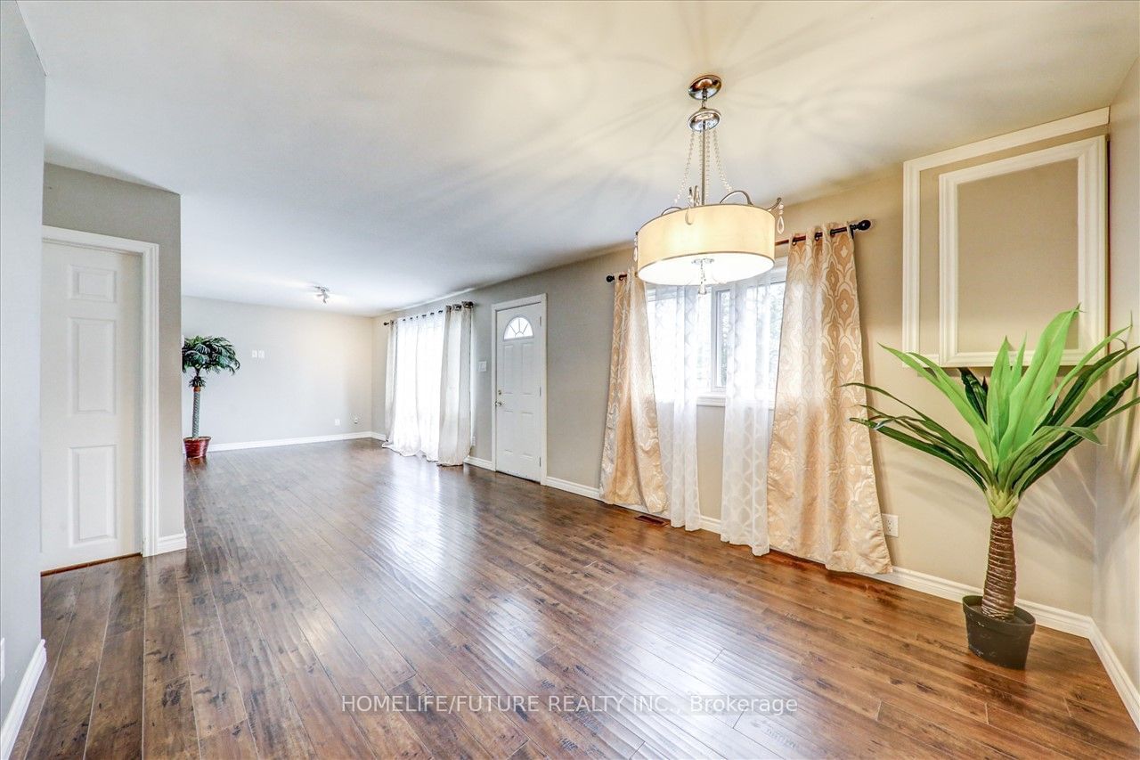 787 Willow Ave for sale in Alcona - image #4