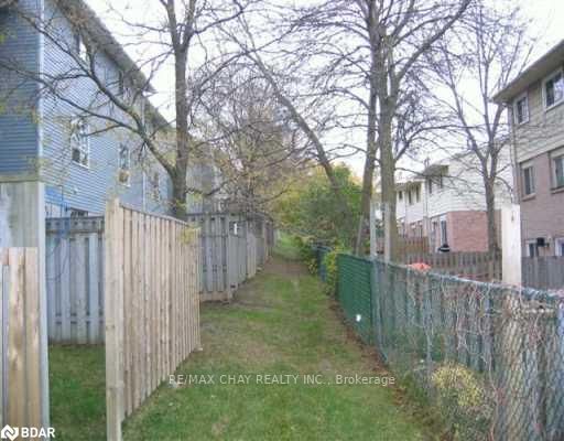 16 Harmony Circ for sale in Bradford - image #3