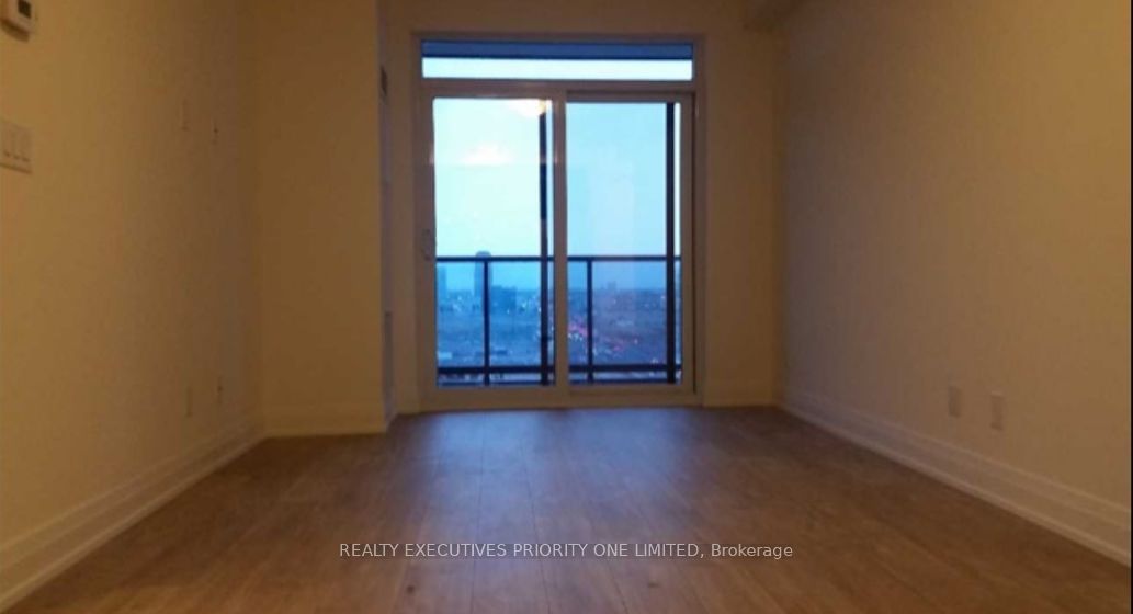3700 Highway 7 Rd, unit 1511 for rent in Vaughan Metropolitan Centre - image #2