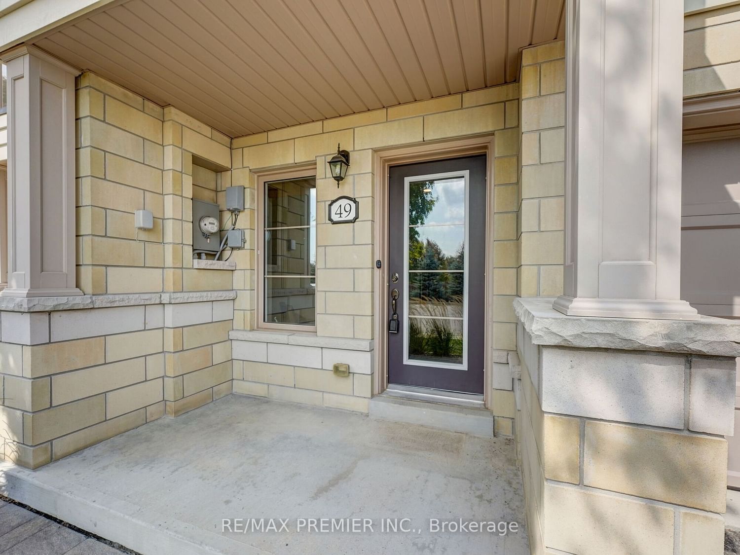 49 Cornerbank Cres for sale in Stouffville - image #3