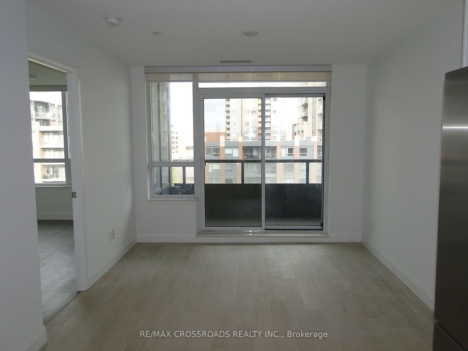 15 Water Walk Dr, unit #707 for rent - image #2