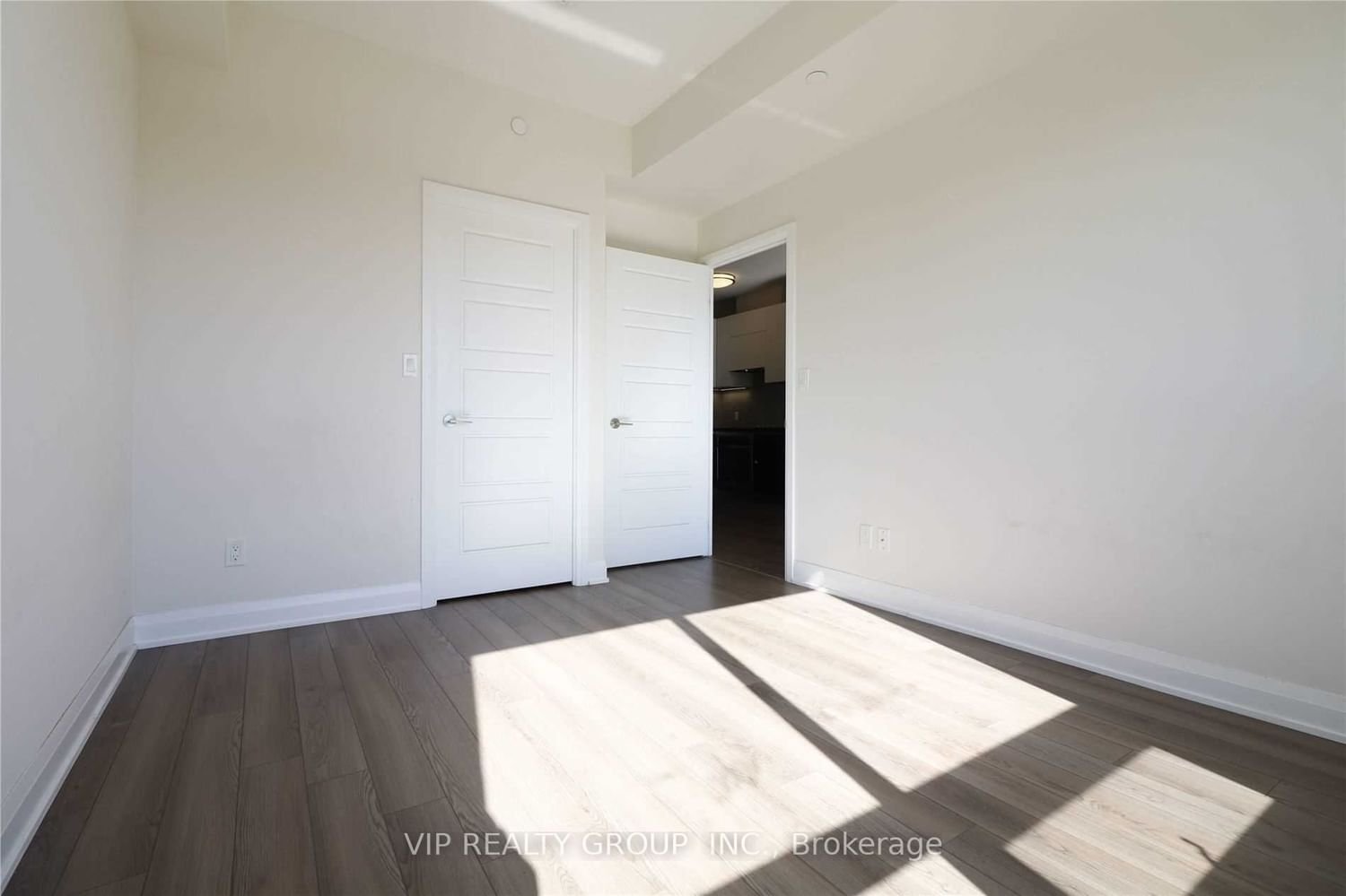 15 Water Walk Dr, unit 519 for rent - image #11
