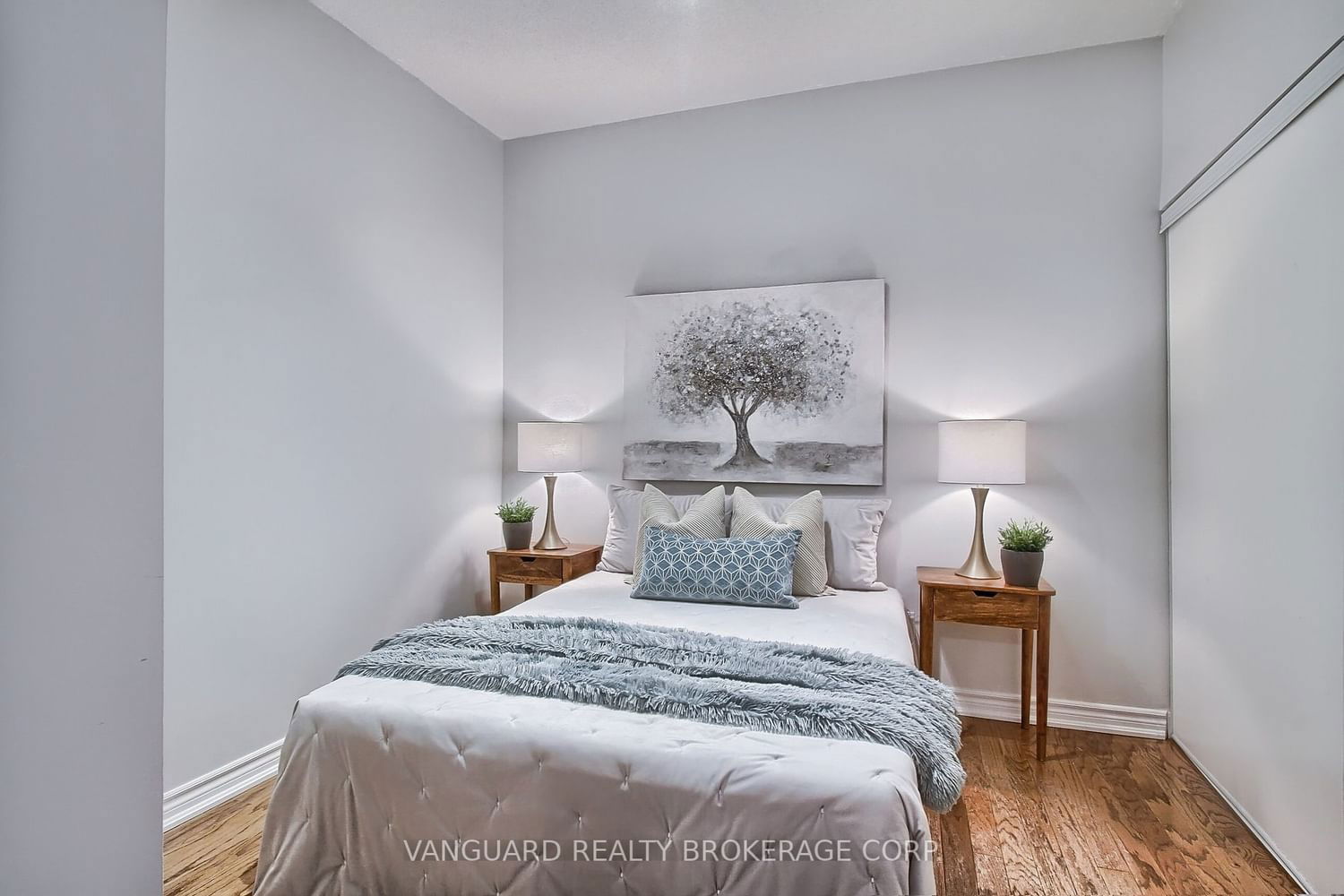 8026 Kipling Ave W, unit 513 for sale - image #22