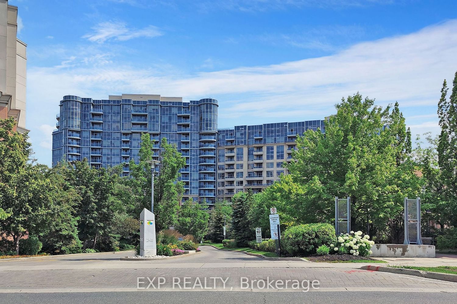 23 Cox Blvd, unit 558 for sale - image #2