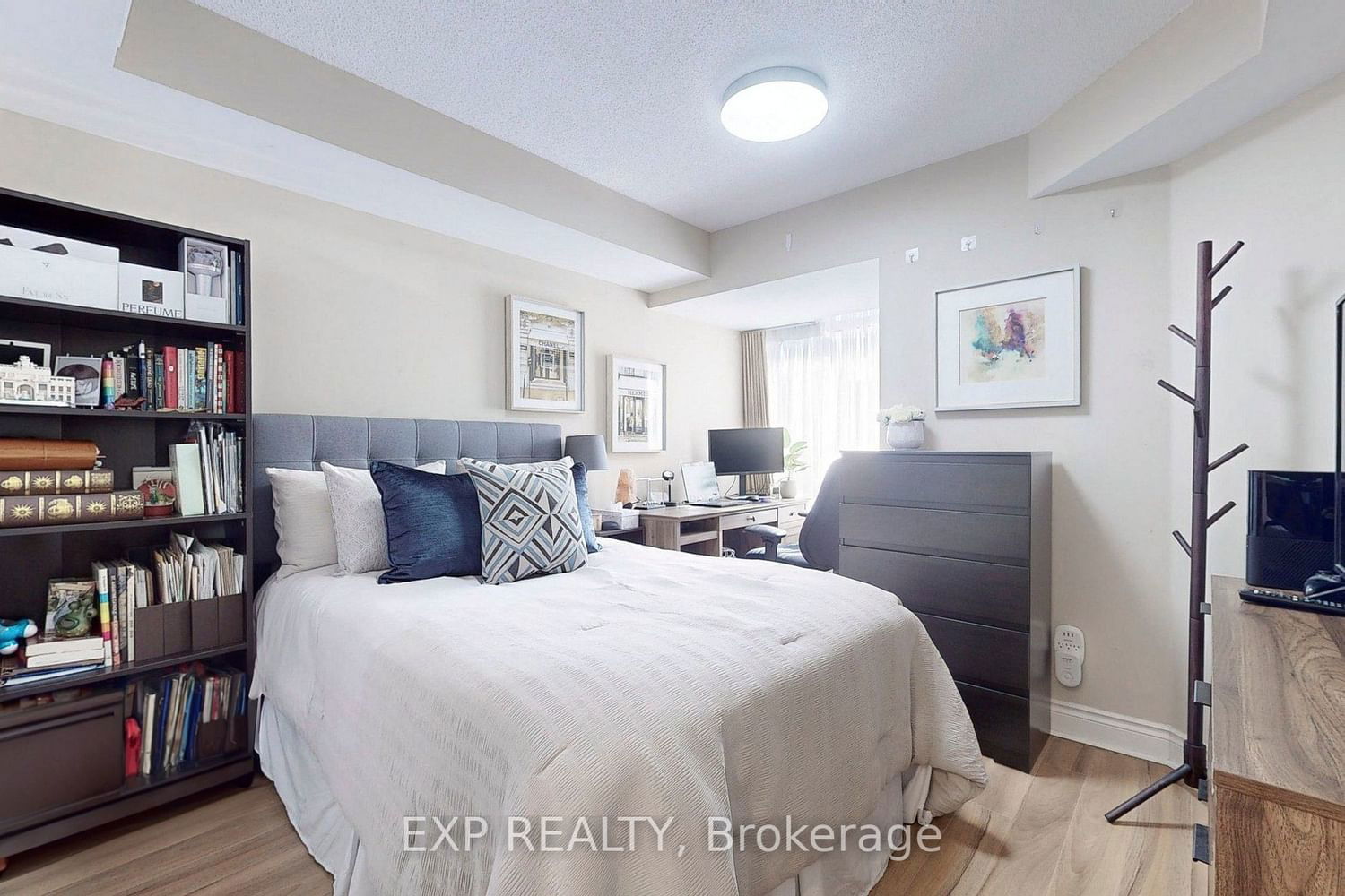 23 Cox Blvd, unit 558 for sale - image #28