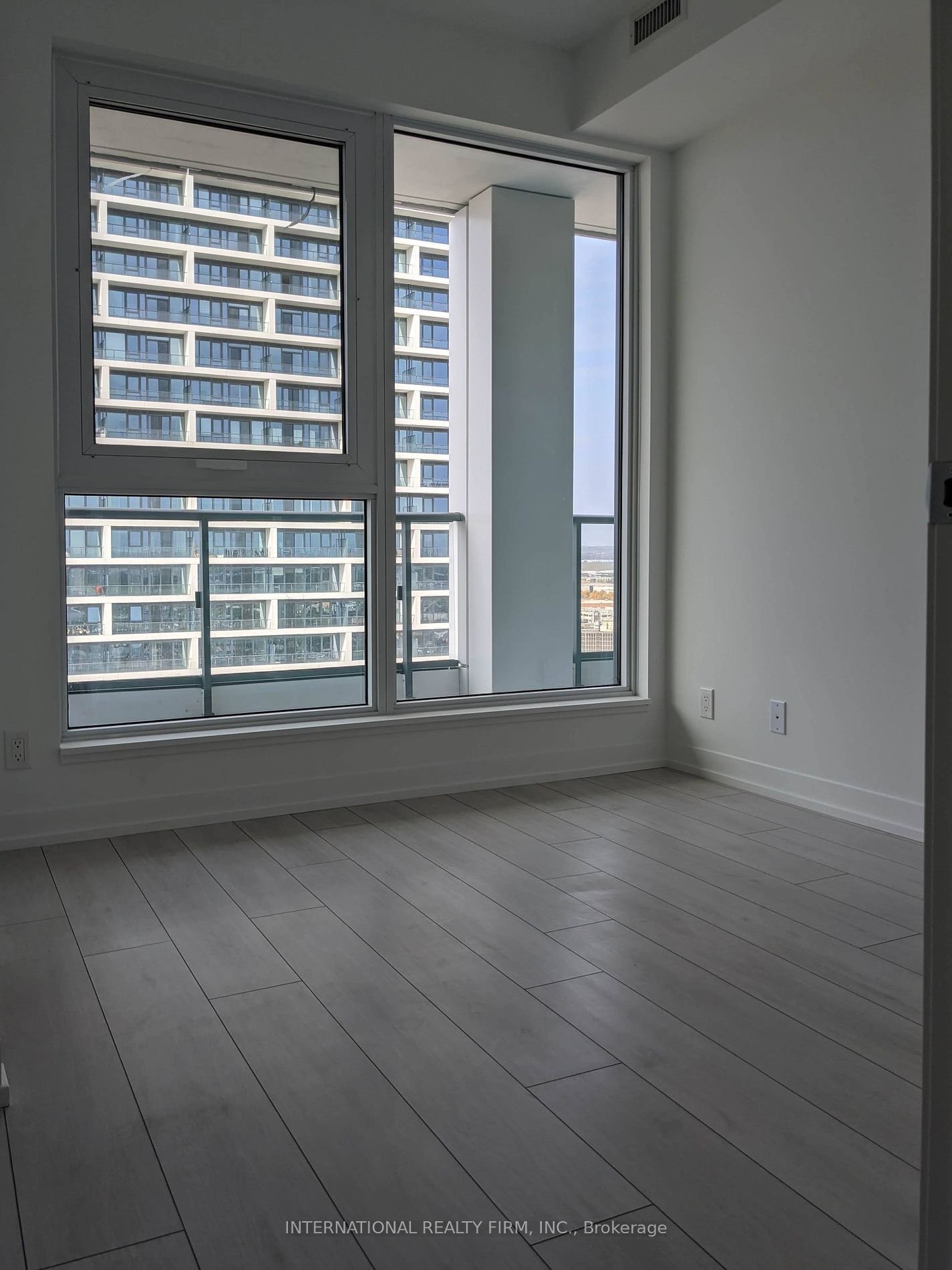5 Buttermill Ave, unit 2201 for sale - image #8