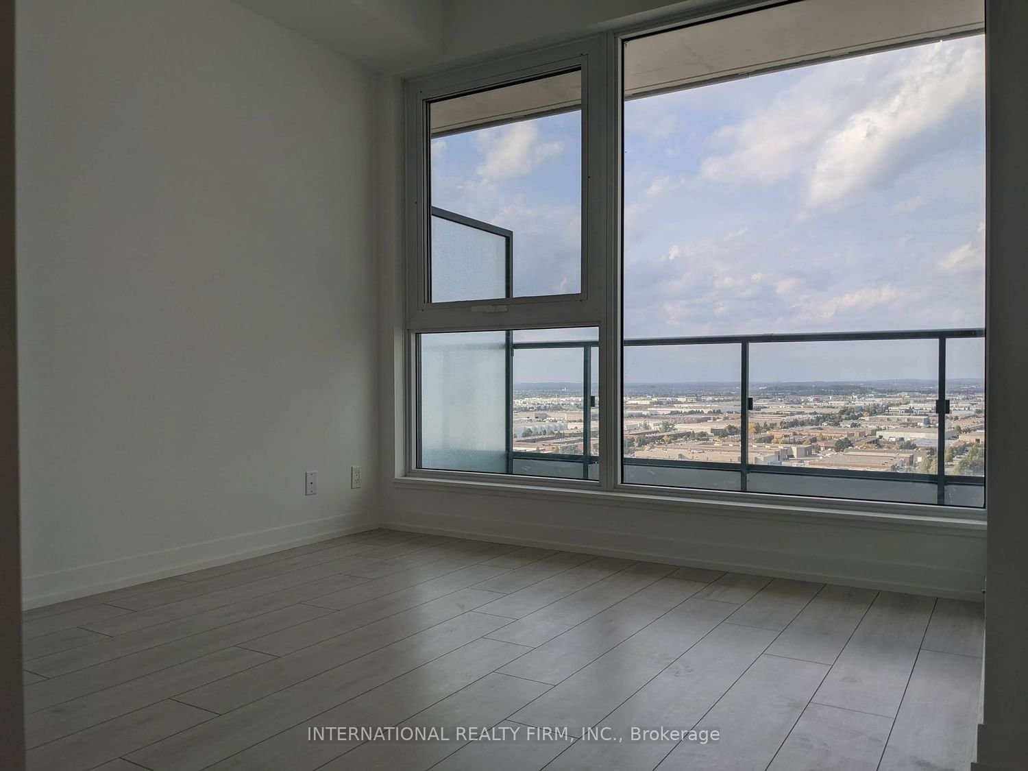 5 Buttermill Ave, unit 2201 for sale - image #9