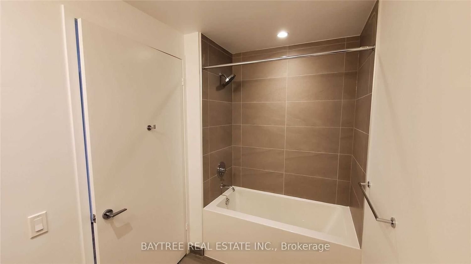 5 Buttermill Ave, unit 2701 for sale - image #8
