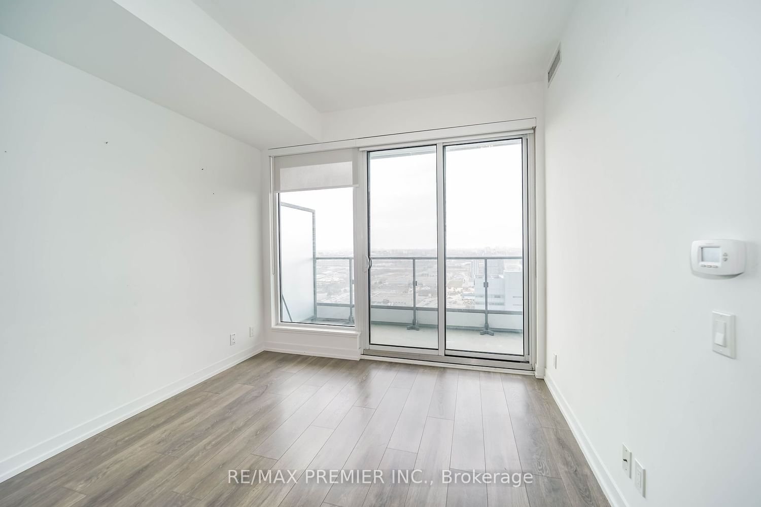 5 Buttermill Ave, unit 3207 for sale - image #28