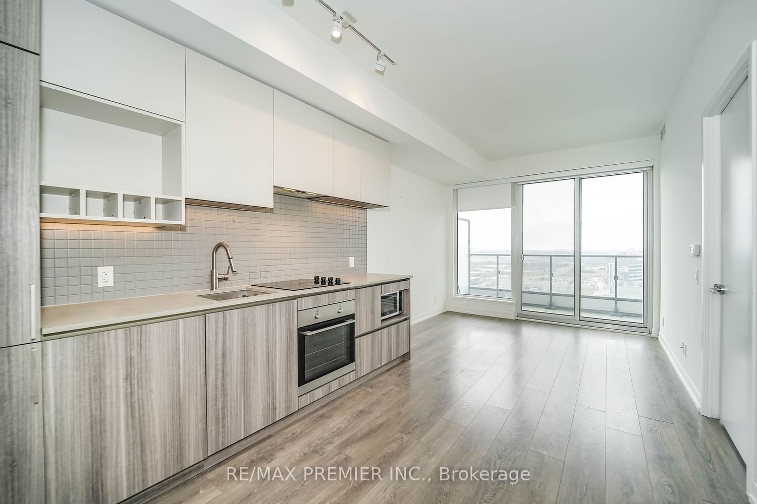 5 Buttermill Ave, unit 3207 for sale - image #7