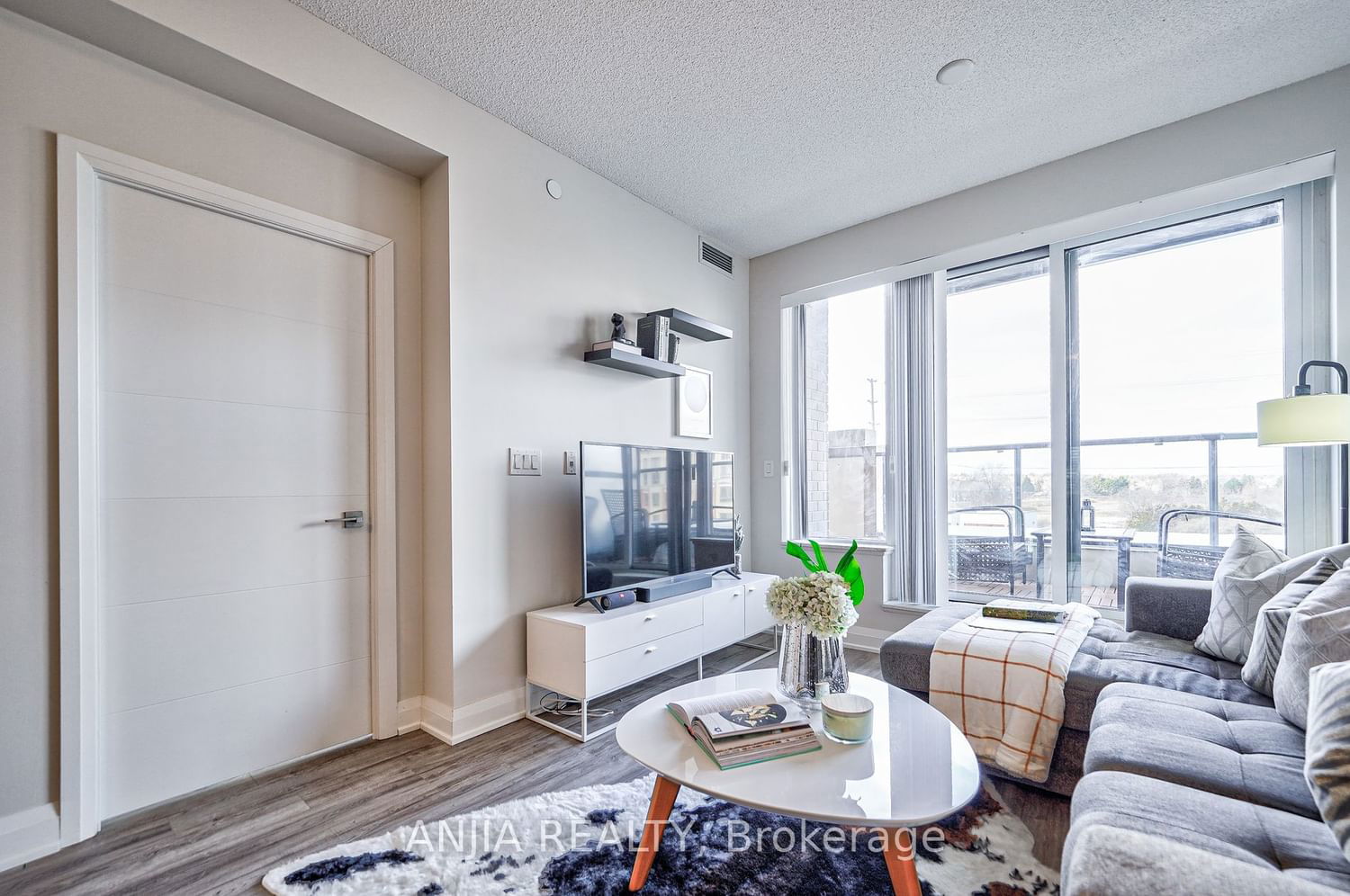 28 Uptown Dr, unit 311 for sale - image #13