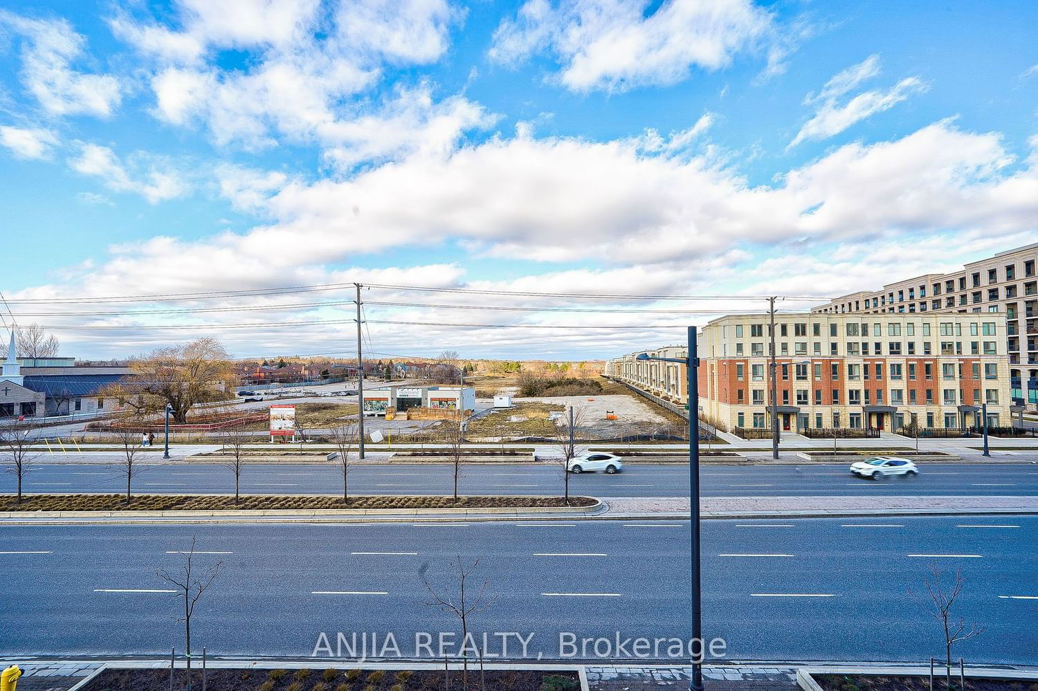 28 Uptown Dr, unit 311 for sale - image #32