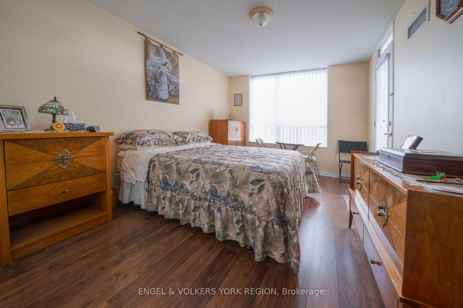 9 Northern Heights Dr, unit 1002 for rent - image #6