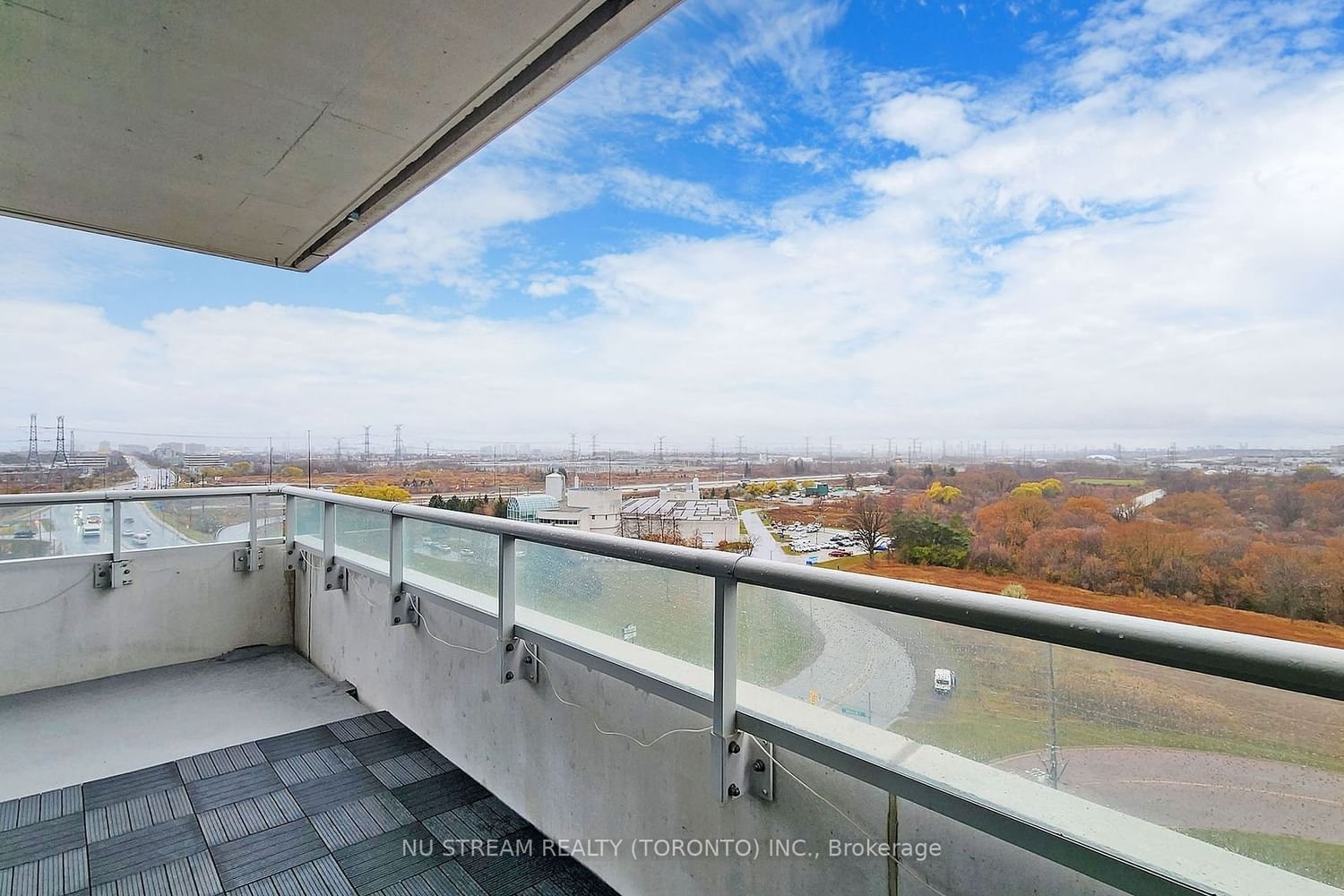 10 Rouge Valley Dr W, unit 1115 for sale - image #28