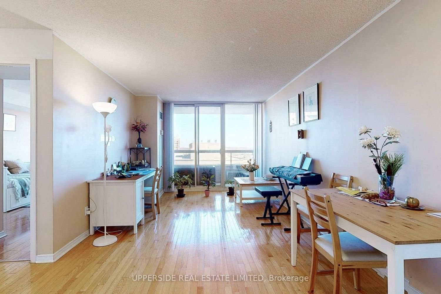 9 Northern Heights Dr, unit 802 for sale - image #4