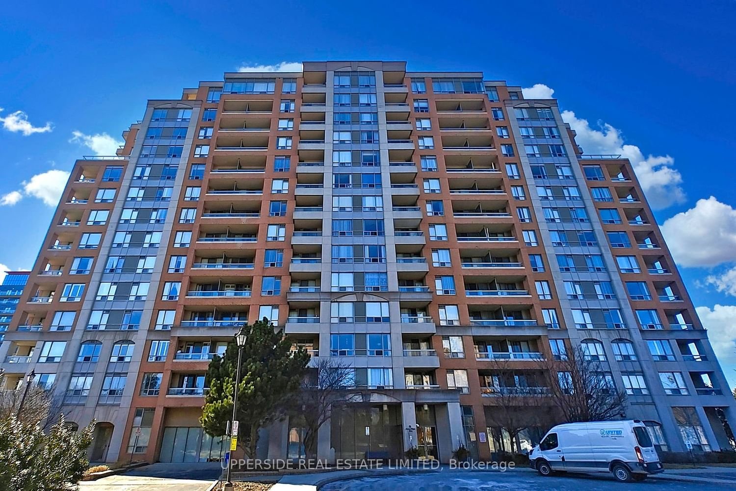 9 Northern Heights Dr, unit 802 for sale - image #40