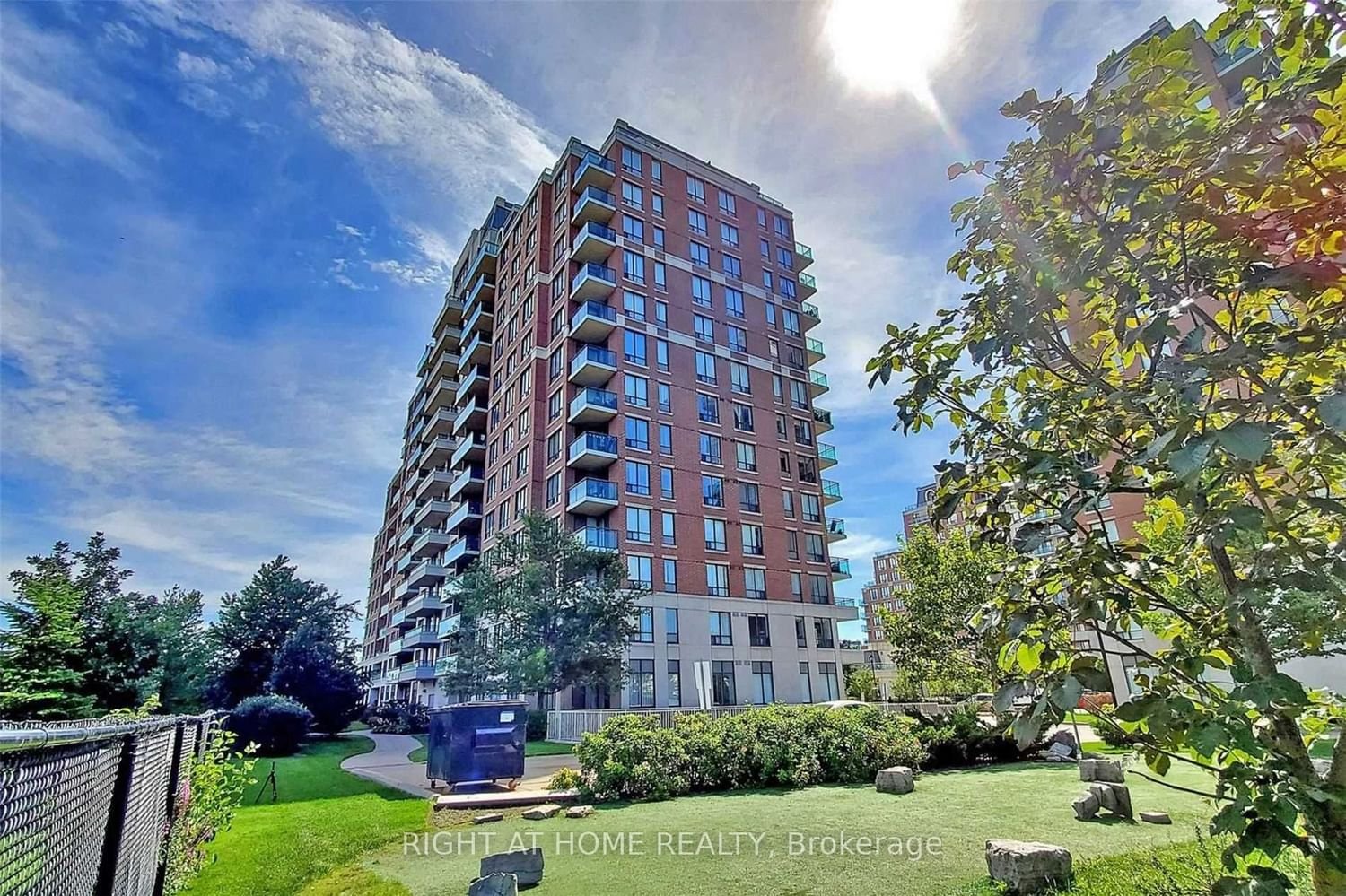 350 Red Maple Rd, unit 817 for sale - image #35