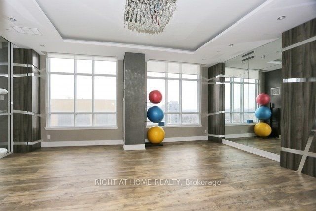9201 Yonge St, unit Nw-311 for rent - image #12