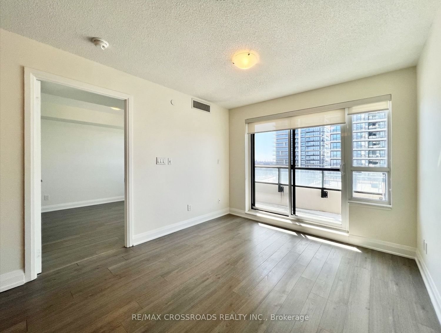 15 Water Walk Dr, unit 1209 for rent - image #7
