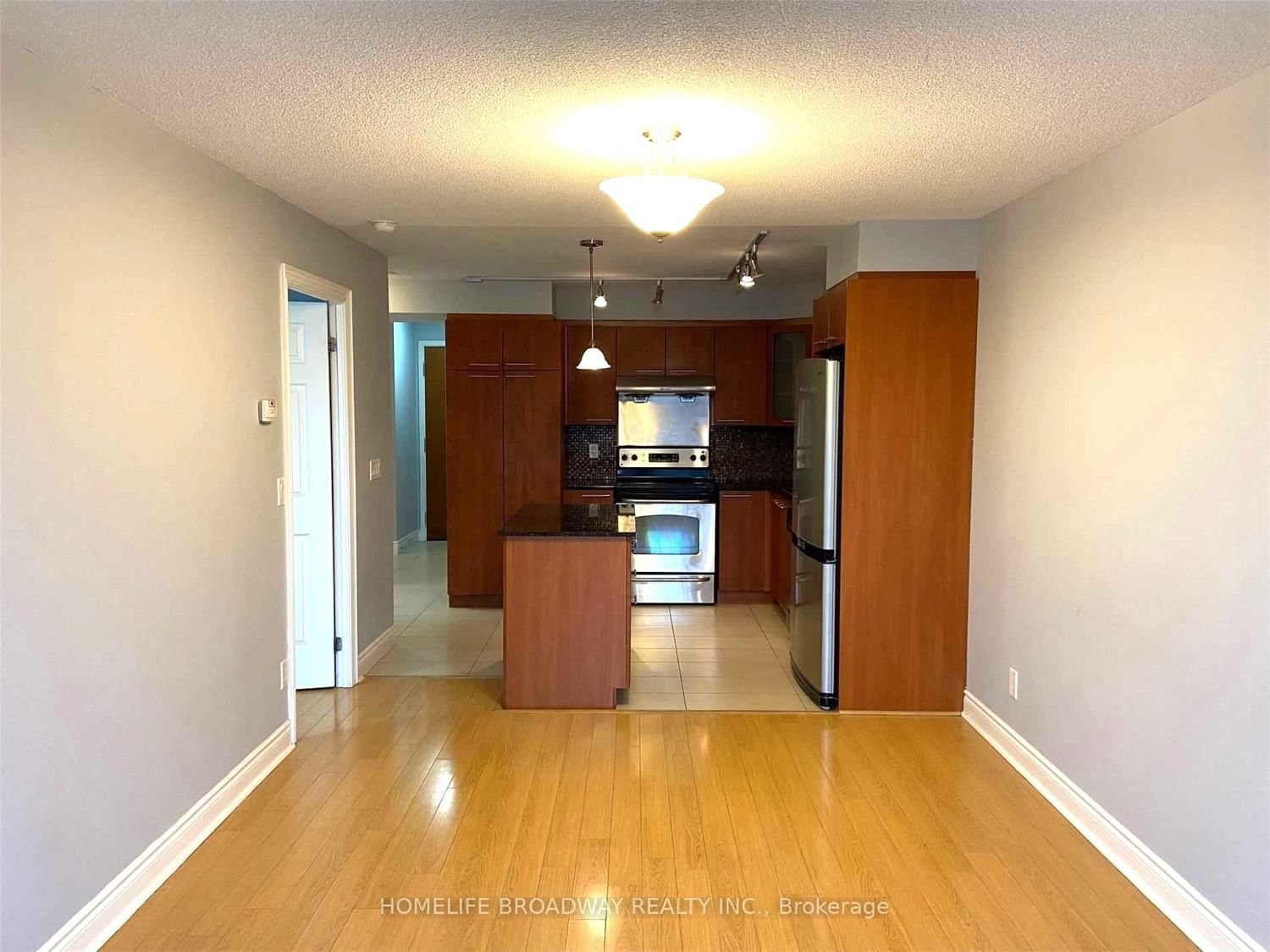 39 Galleria Pkwy, unit 701 for rent - image #4