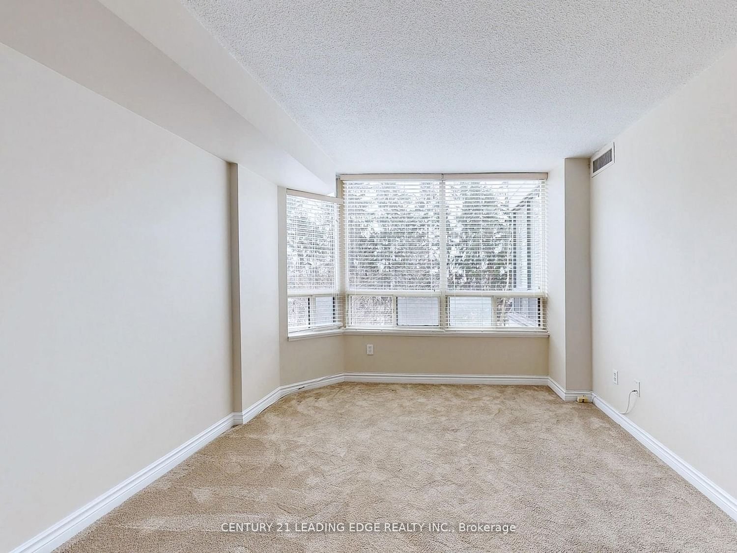 8501 Bayview Ave, unit 319 for sale - image #12