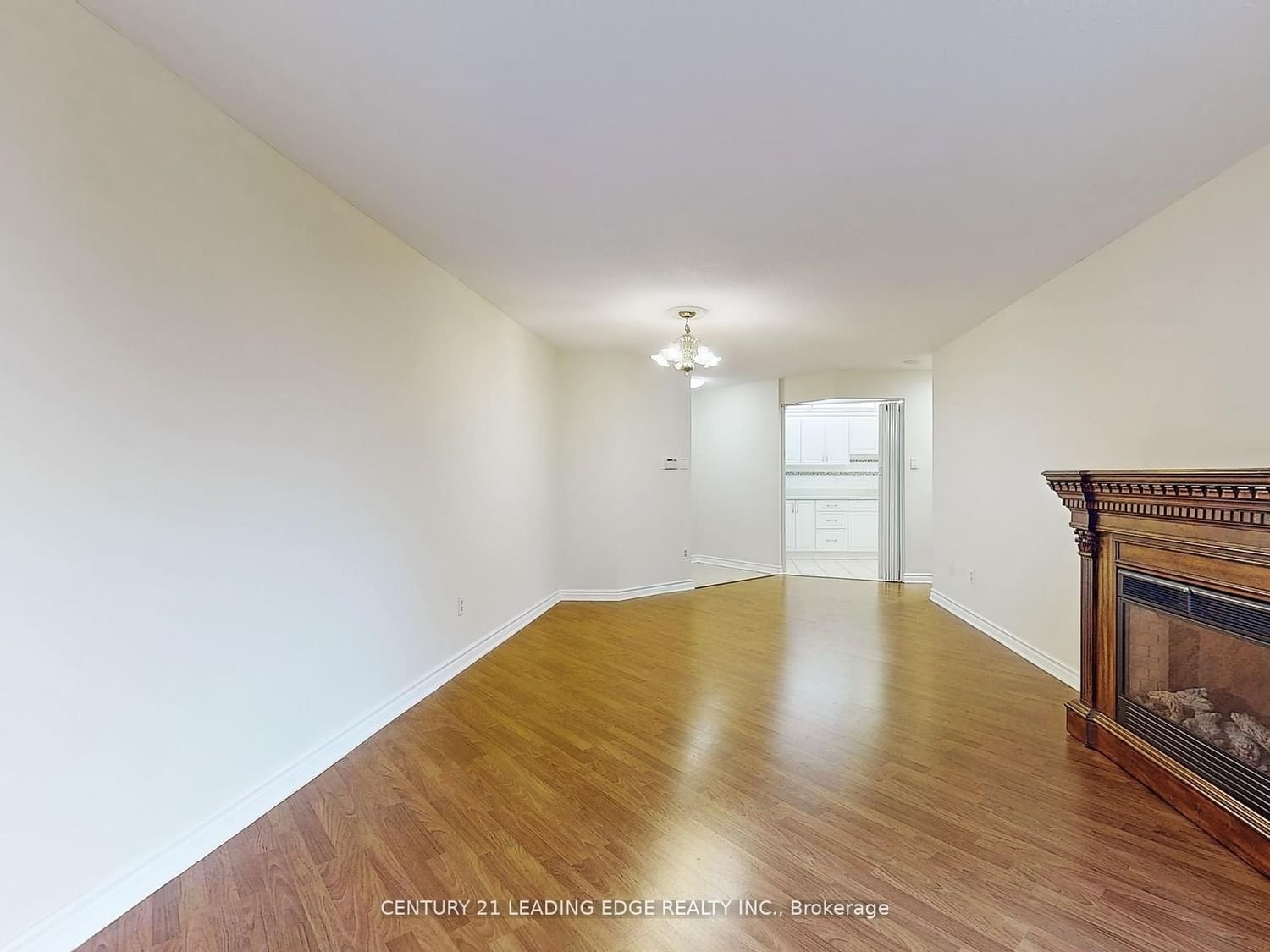 8501 Bayview Ave, unit 319 for sale - image #6