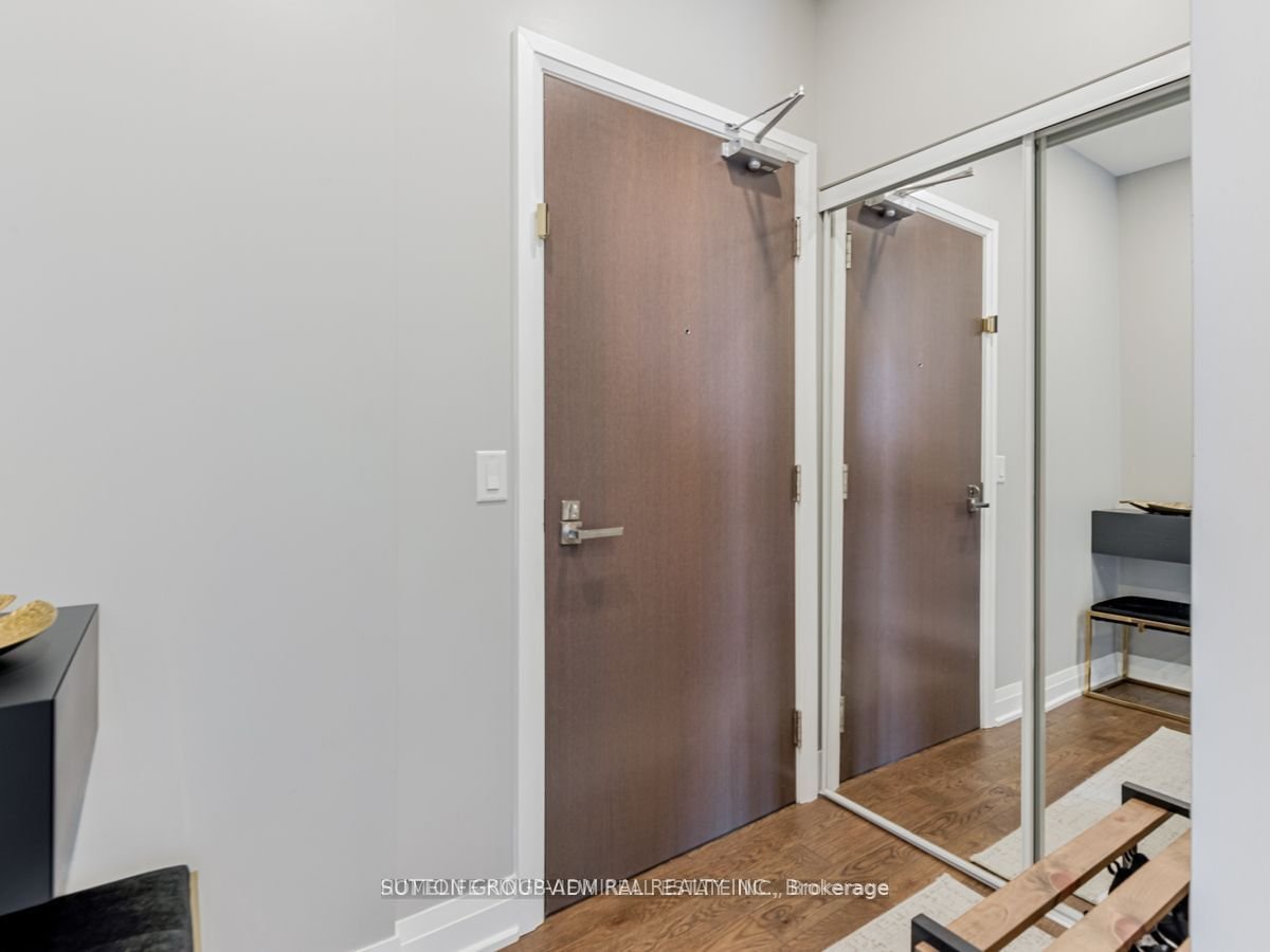 75 North Park Rd, unit Ph05 for rent - image #3