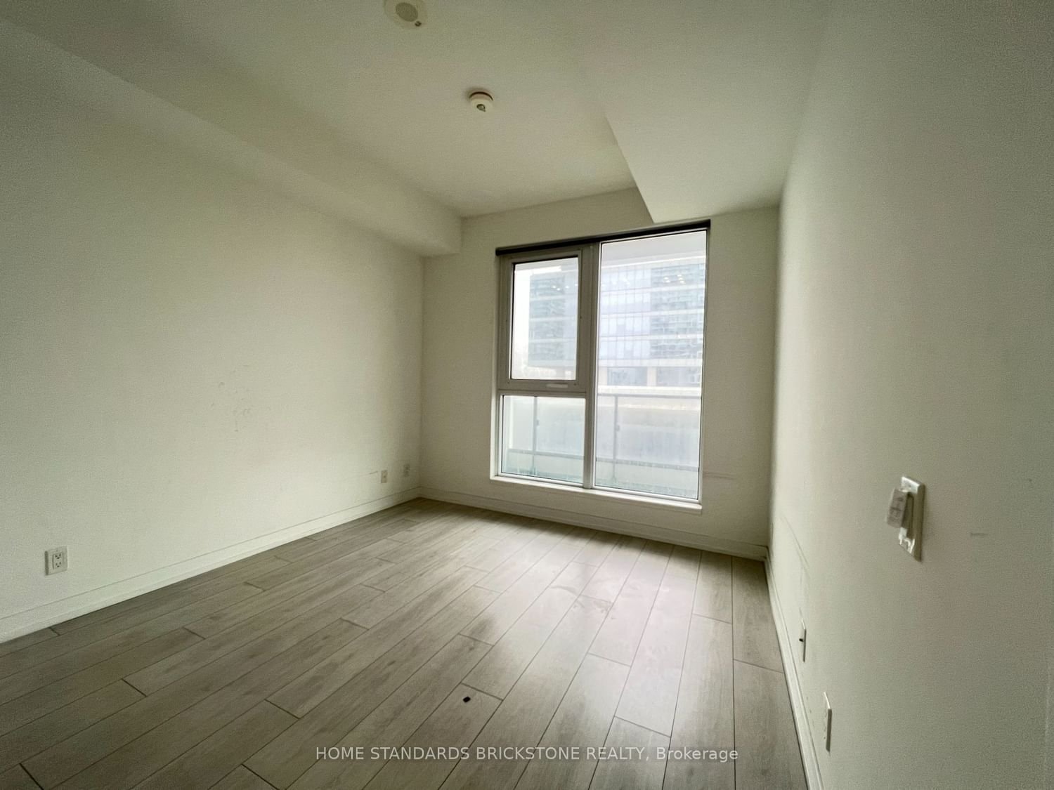 5 Buttermill Ave, unit 602 for rent - image #6