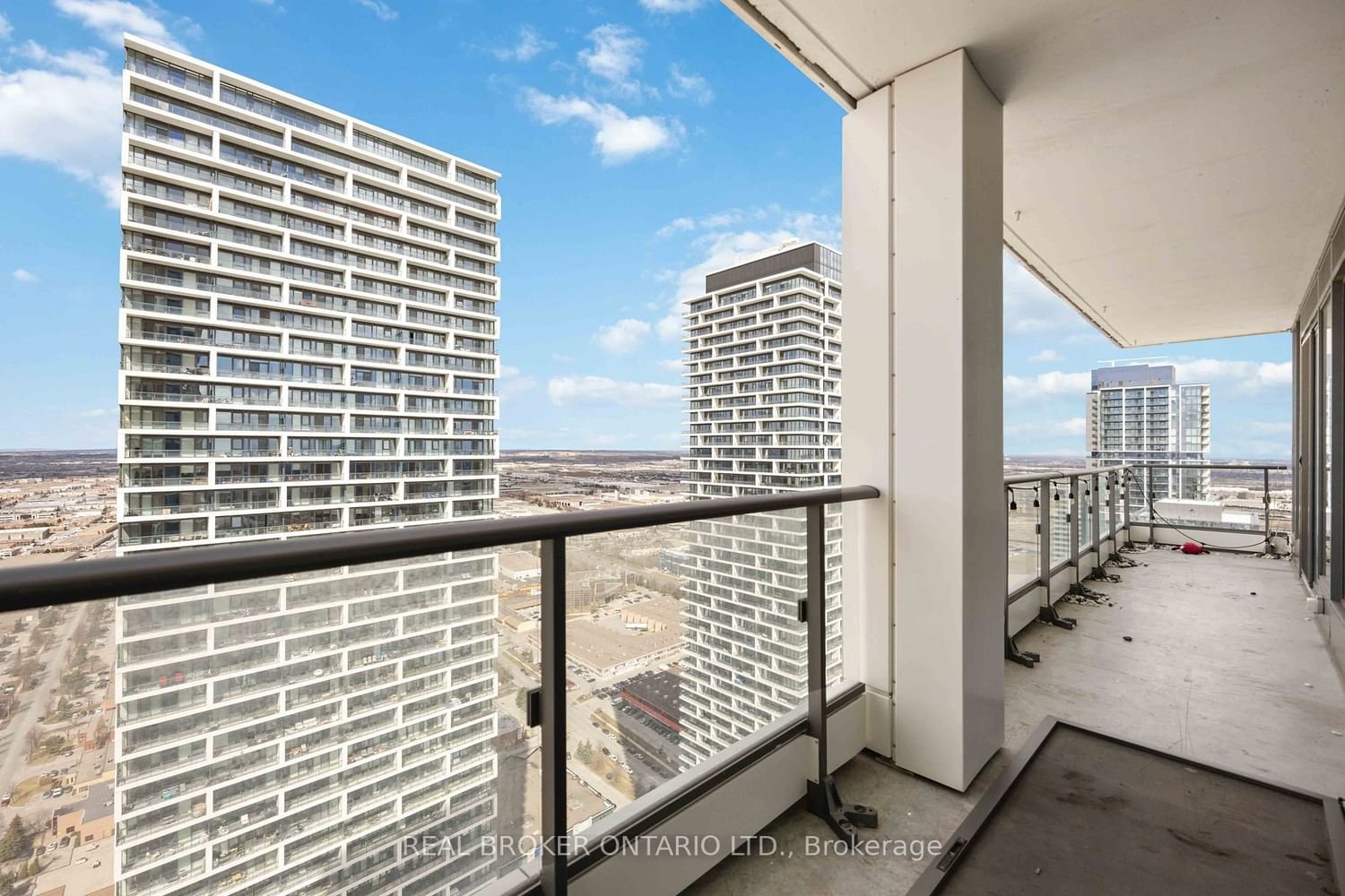 5 Buttermill Ave, unit 5002 for rent - image #28
