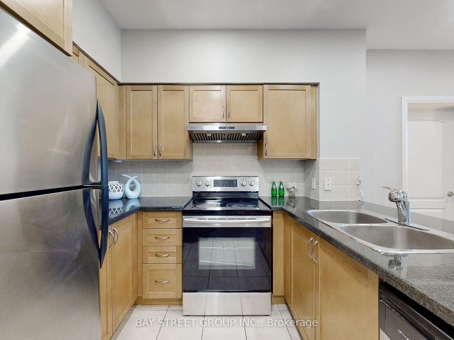 7373 Kennedy Rd, unit 115 for sale - image #7