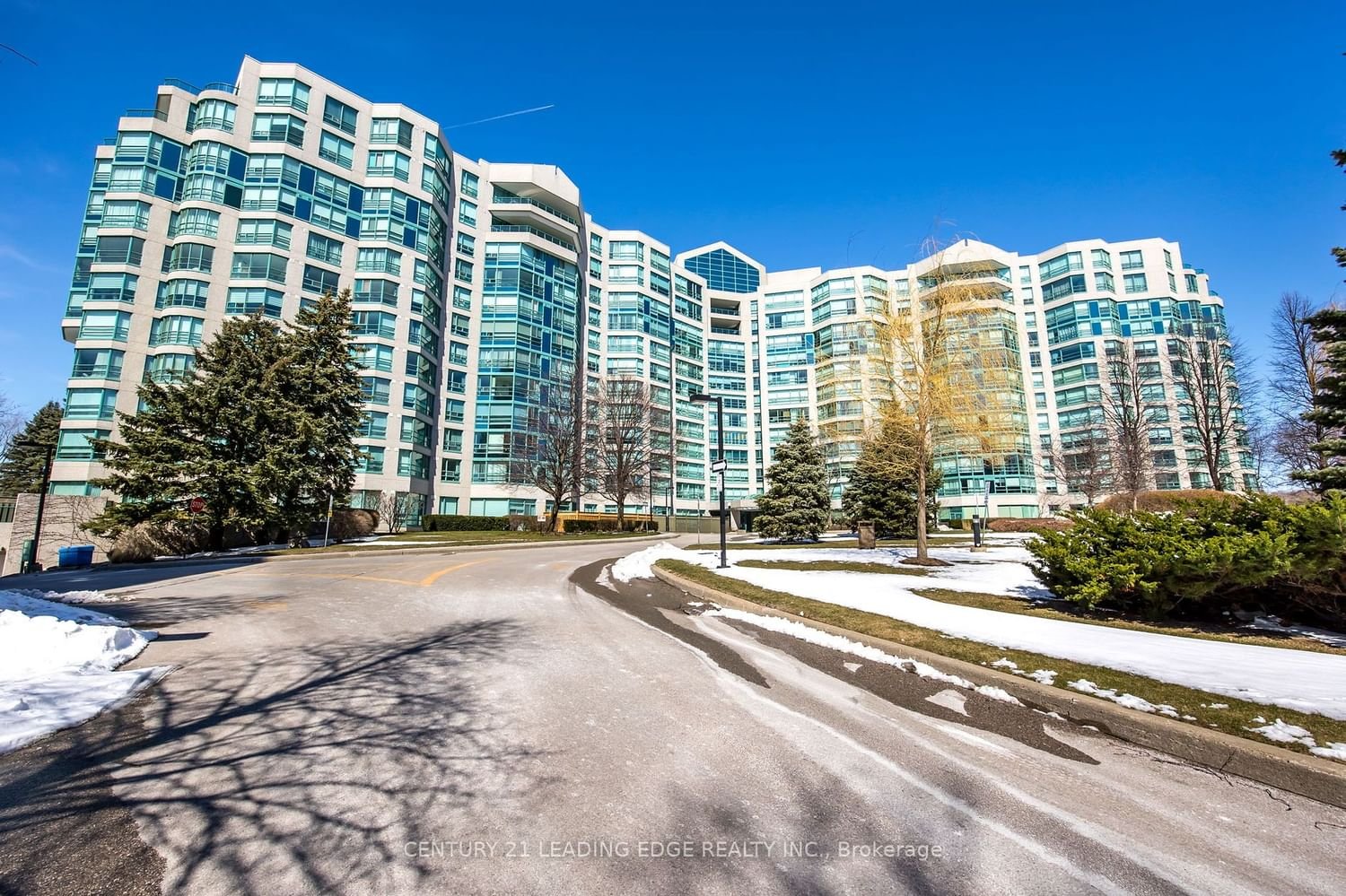 7905 Bayview Ave, unit 609 for sale - image #1