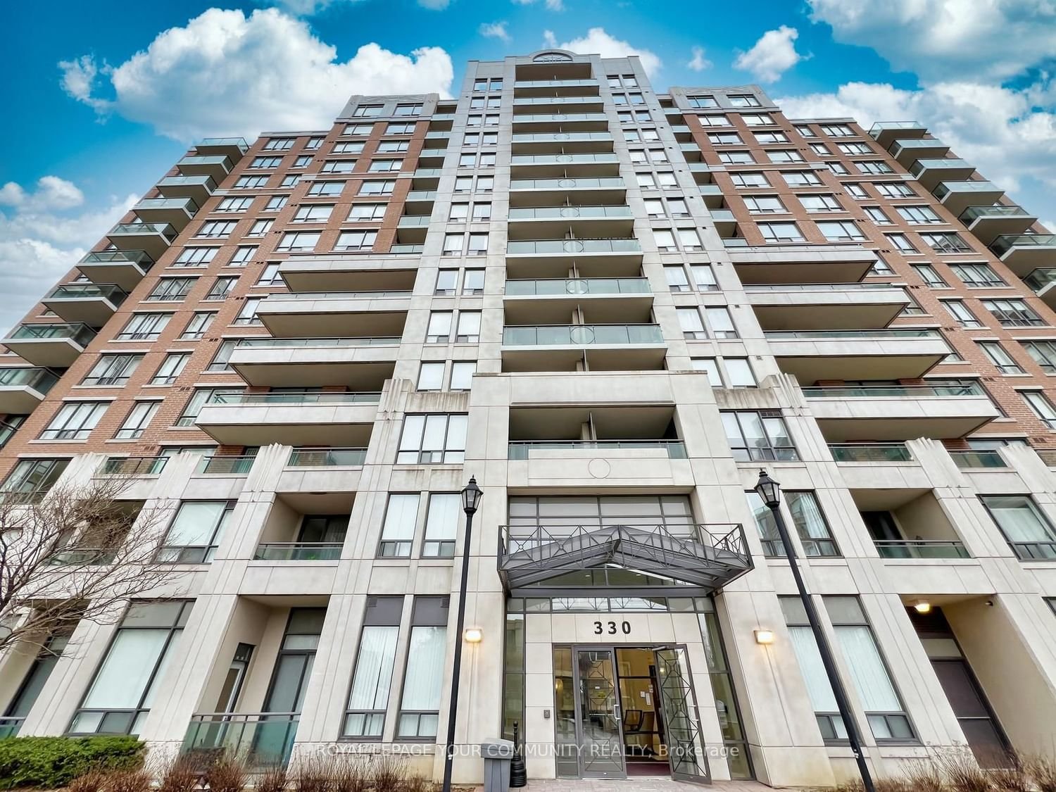 330 Red Maple Rd, unit 203 for sale - image #1