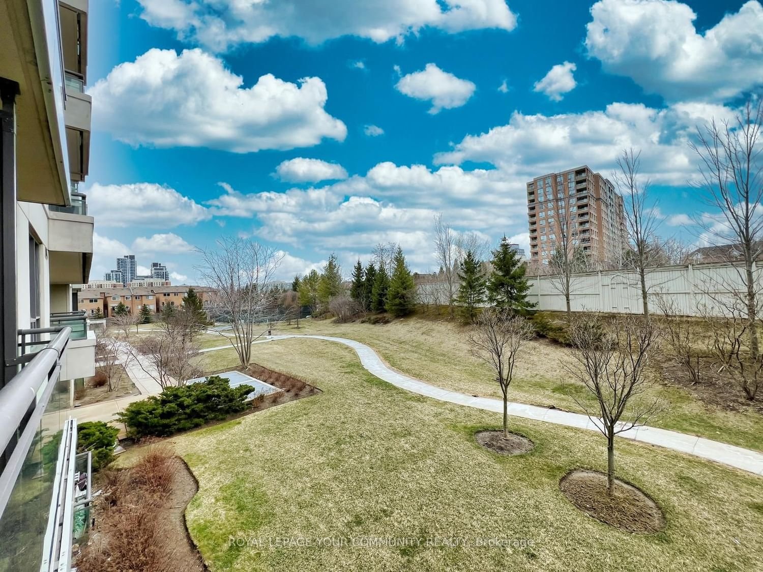 330 Red Maple Rd, unit 203 for sale - image #24