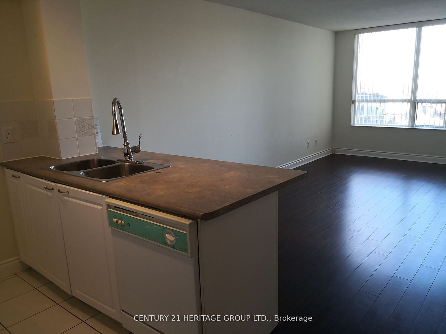 88 Times Ave, unit 801 for rent - image #1