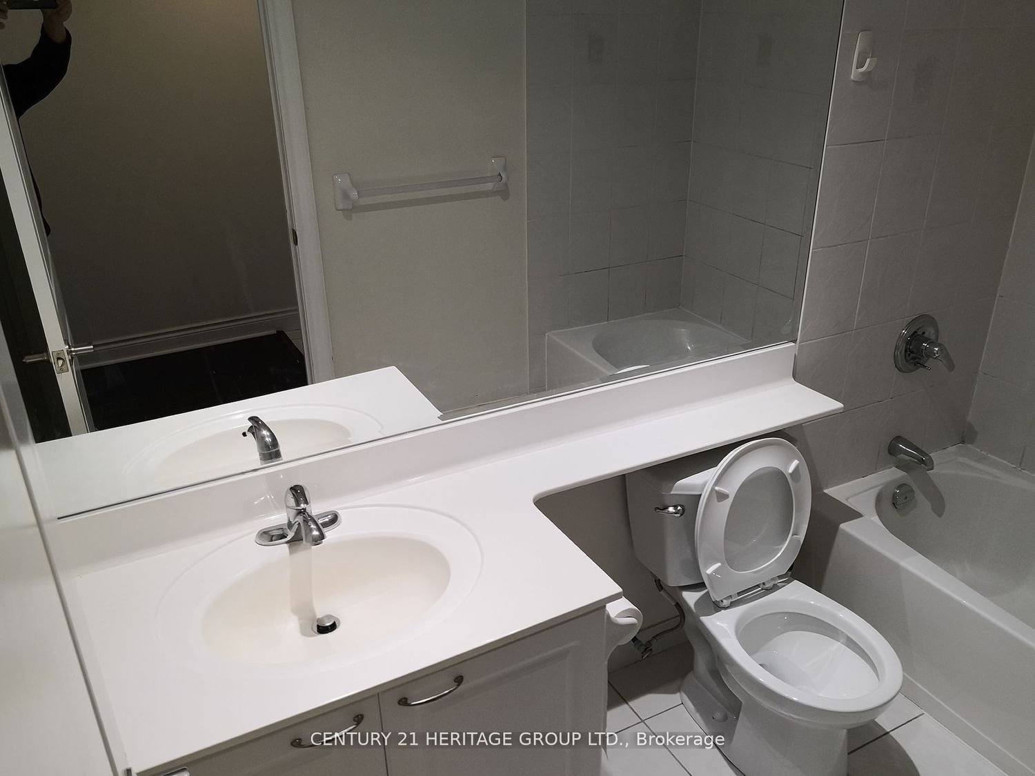 88 Times Ave, unit 801 for rent - image #8