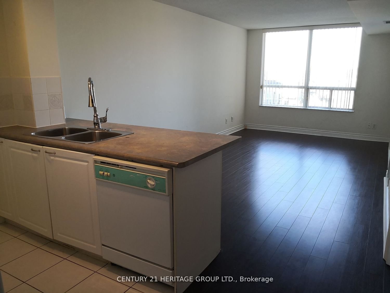 88 Times Ave, unit 801 for rent - image #9