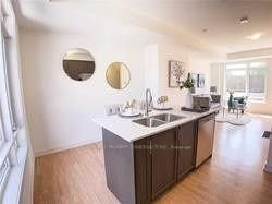 370 Red Maple Rd, unit 23 for rent - image #6