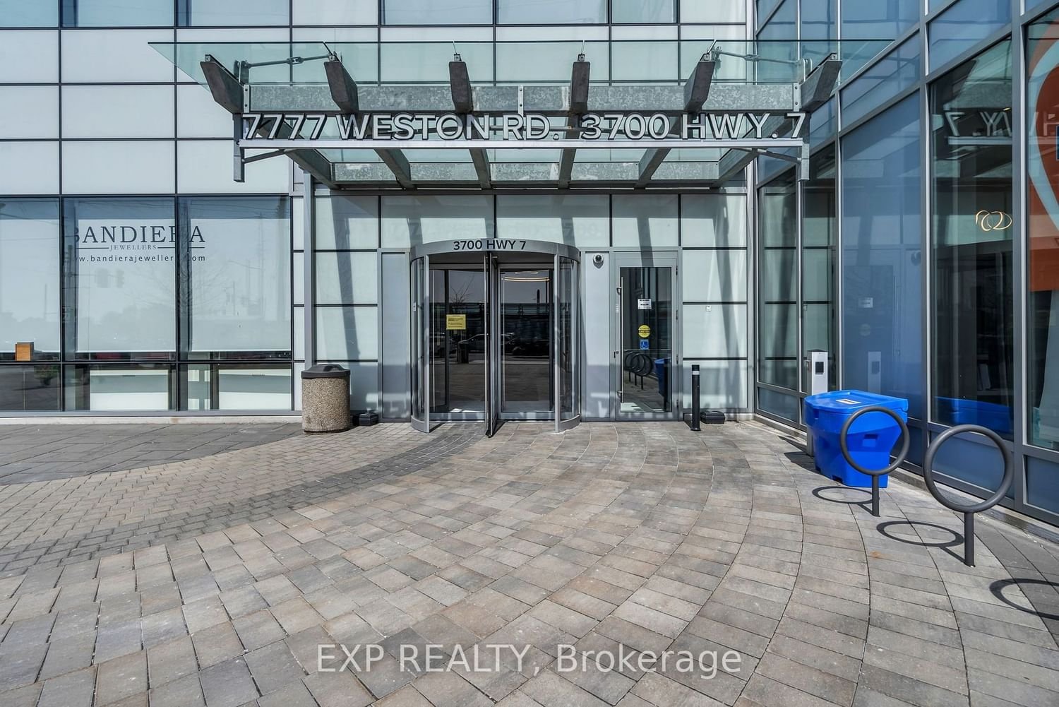 3700 Highway 7 Rd W, unit 305 for sale - image #2