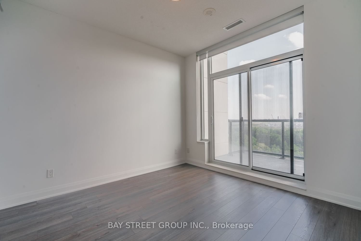 15 Water Walk Dr, unit 908 for rent - image #4