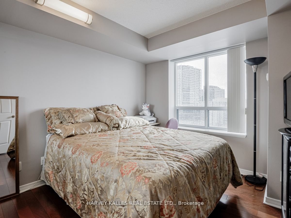 11 Oneida Cres, unit 1204 for sale - image #13