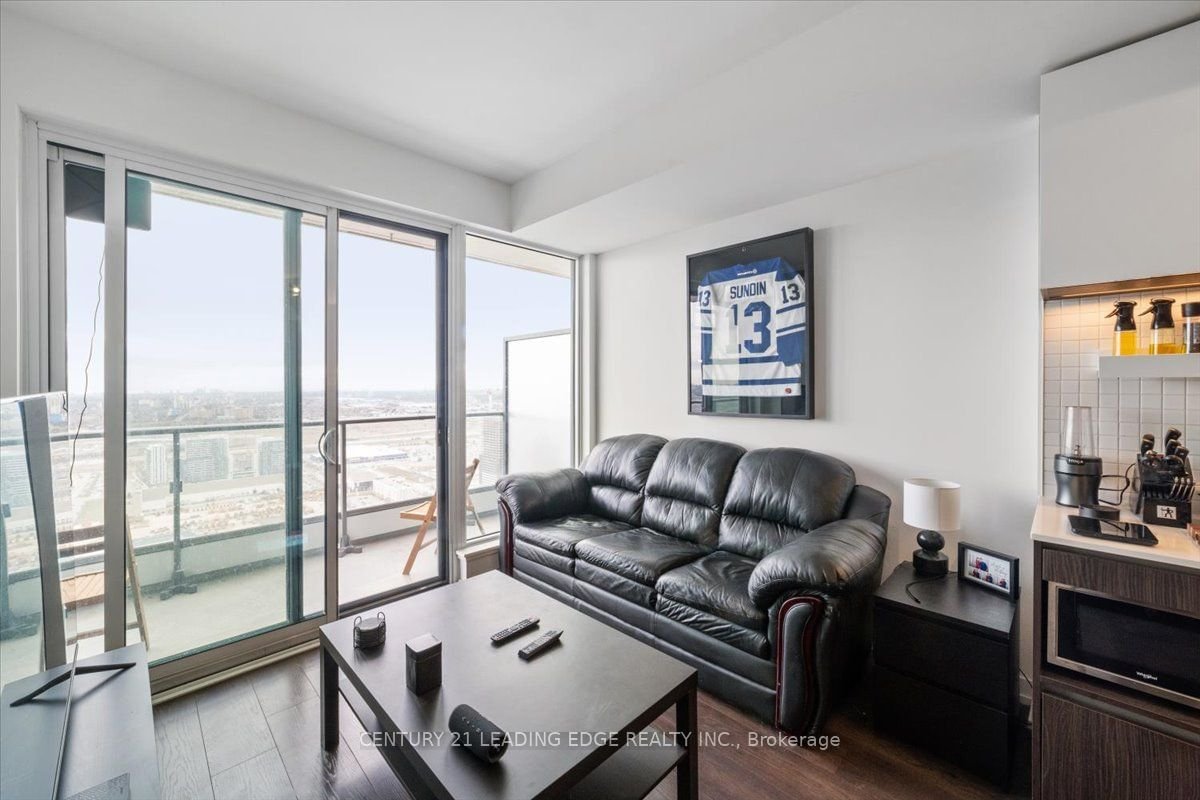 5 Buttermill Ave, unit 4905 for rent - image #7