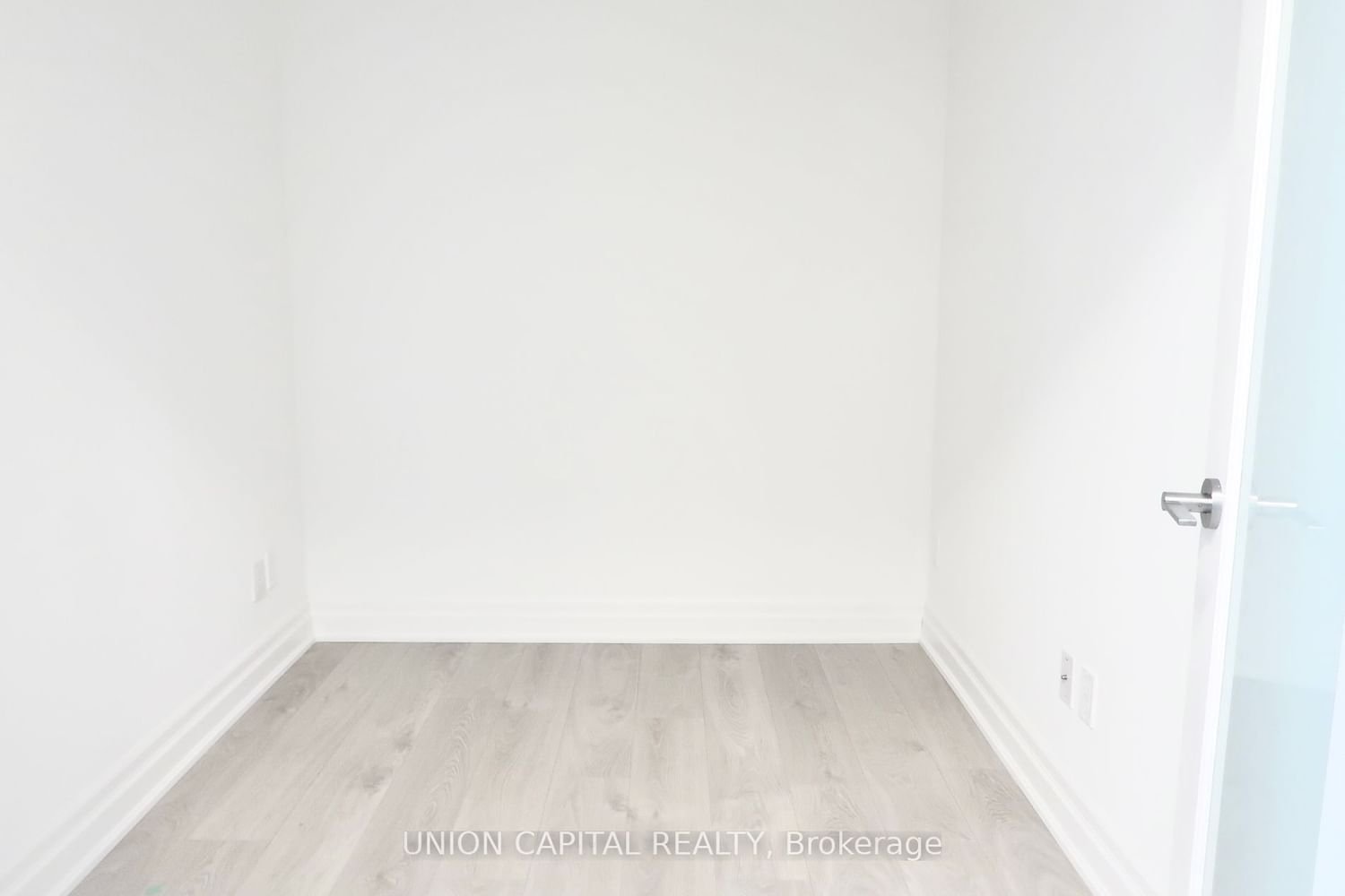 10 Rouge Valley Dr W, unit 418 for rent - image #6