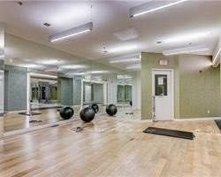 75 Norman Bethune Ave, unit 814 for rent - image #6
