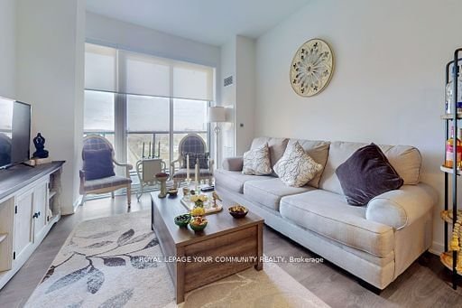 85 Oneida Cres, unit 1008 for sale - image #4