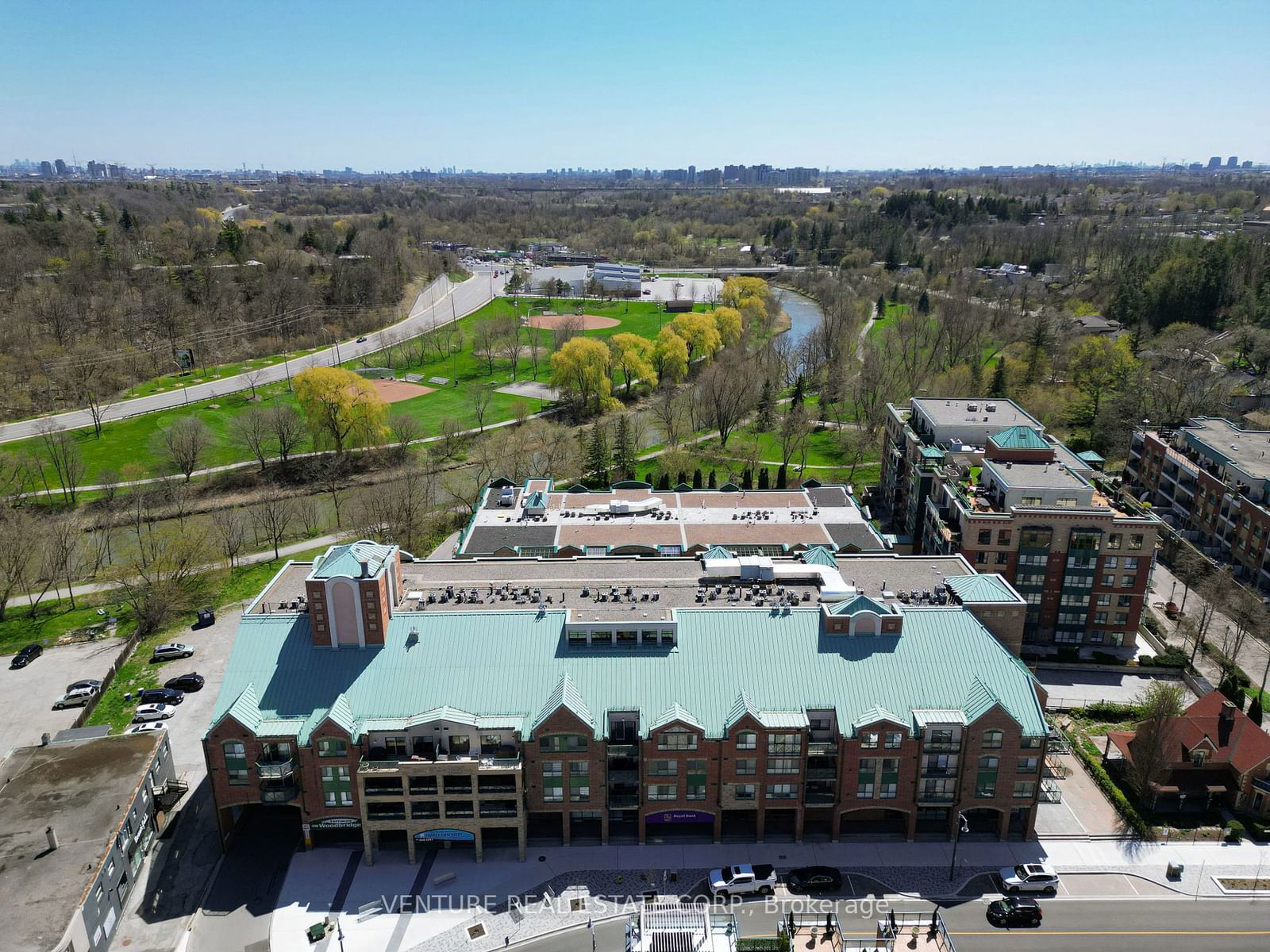 The Terraces of Woodbridge Condos, Vaughan, Toronto