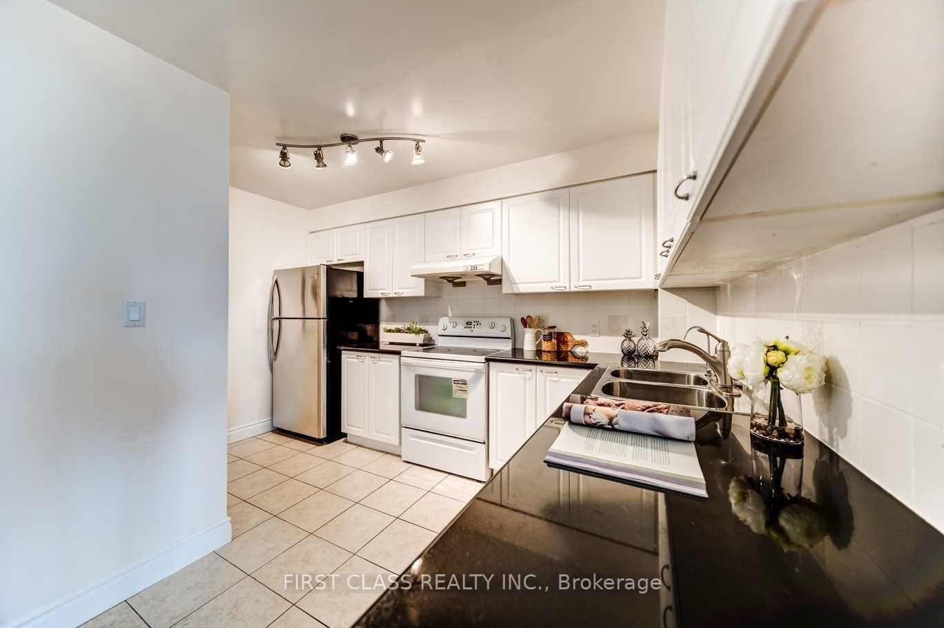 88 Times Ave, unit 610 for rent - image #7