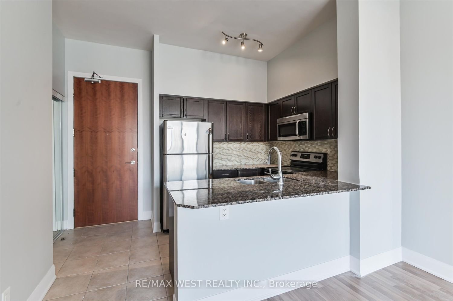 4700 Highway 7 Ave, unit 206 for sale - image #13